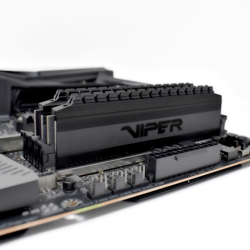 Patriot Viper 4 Blackout Series 8GB DDR4 3200 MHz UDIMM Memory Kit (2 x 4GB)