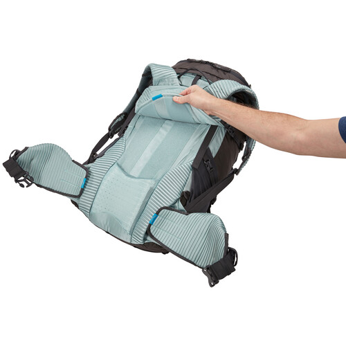 Thule Versant 60L Women's Backpack (Aegean)